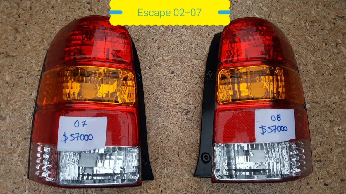 FAROS POSTERIORES FORD ESCAPE 2002 AL 2008